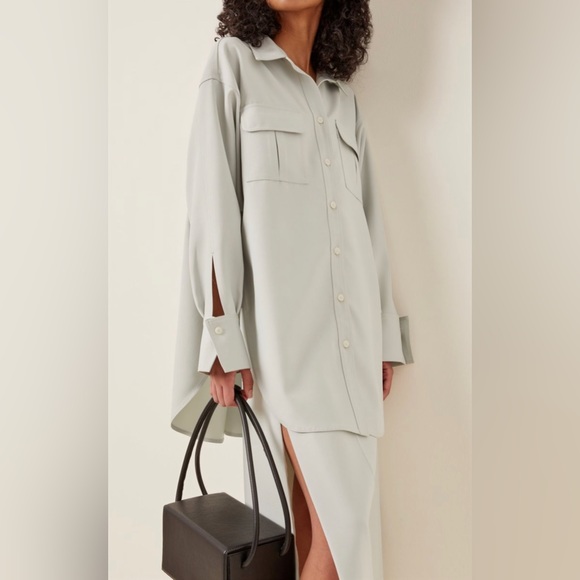 NWOT Oversized Crepe Shirt in small - Picture 3 of 7